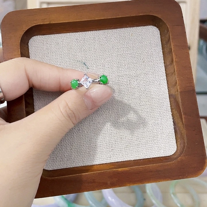 翡翠未镶嵌颈饰天然翡翠Ａ货