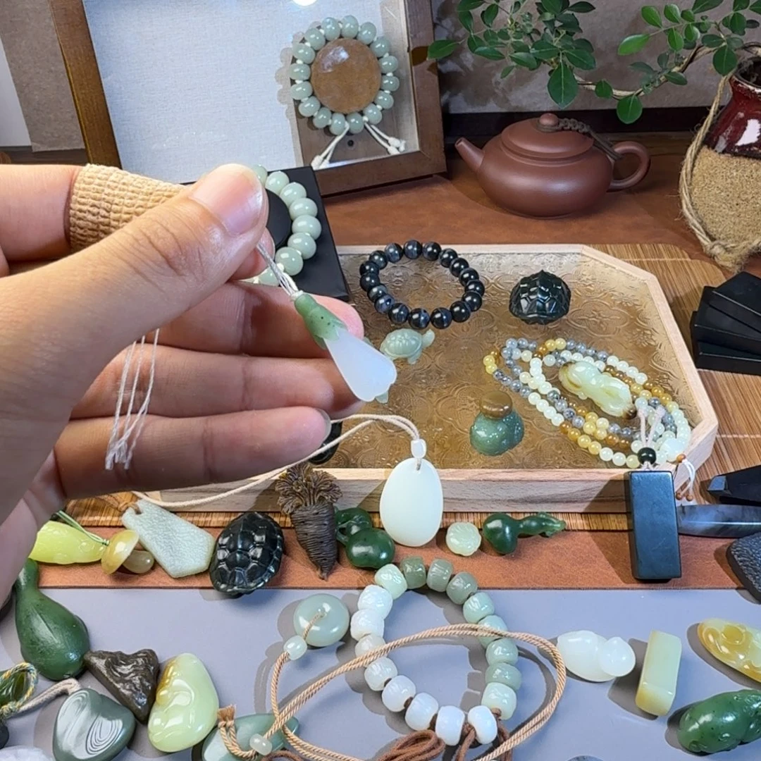 和田玉未镶嵌手链