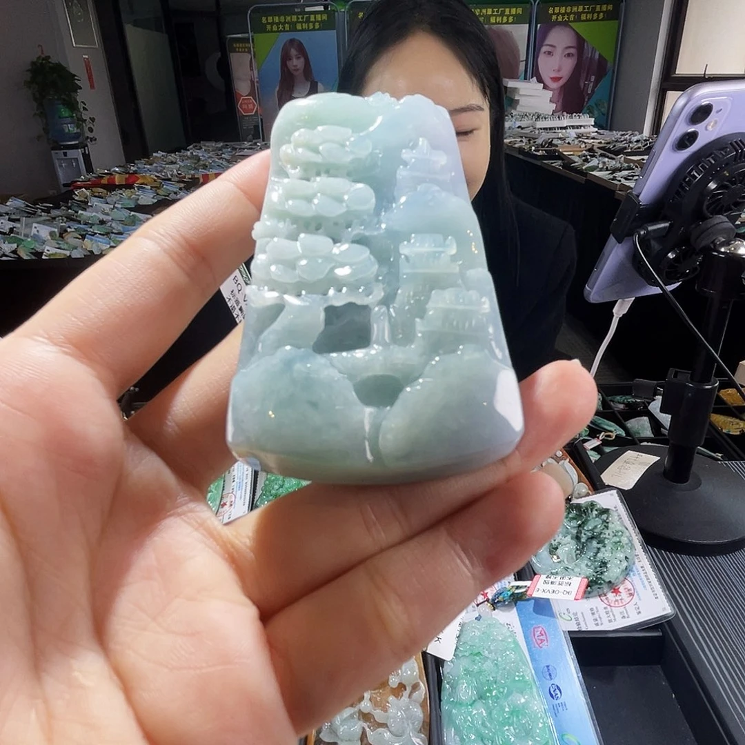 颈饰未镶嵌翡翠一