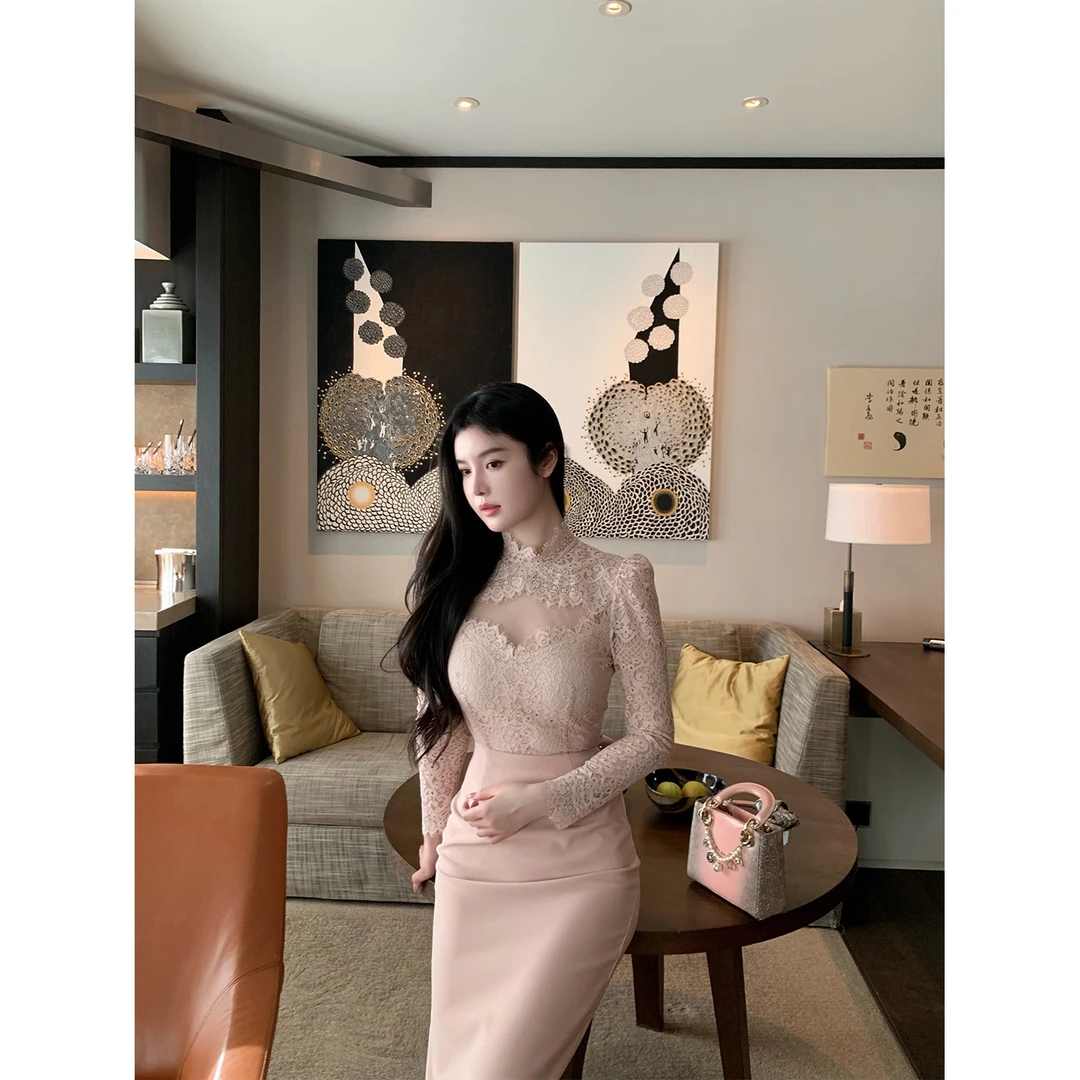 THE SWAN司凰轻奢 自在温柔 法式优雅茶歇裙拼蕾丝修身气质连衣裙