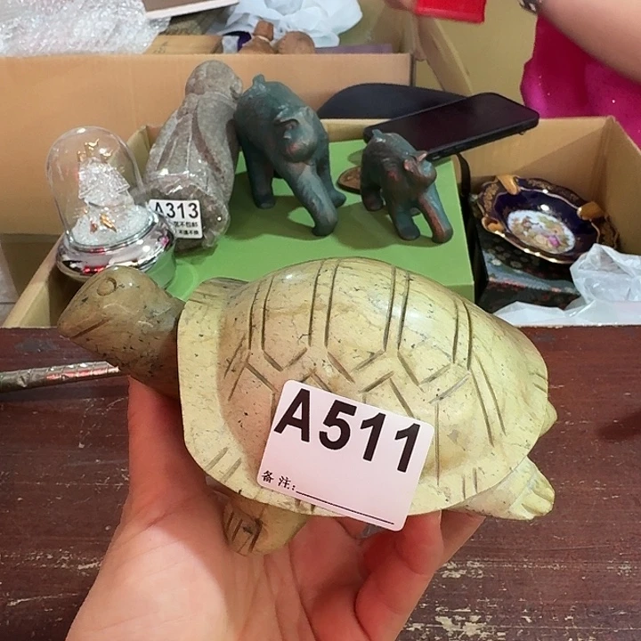 云***。中古商品谨慎下单