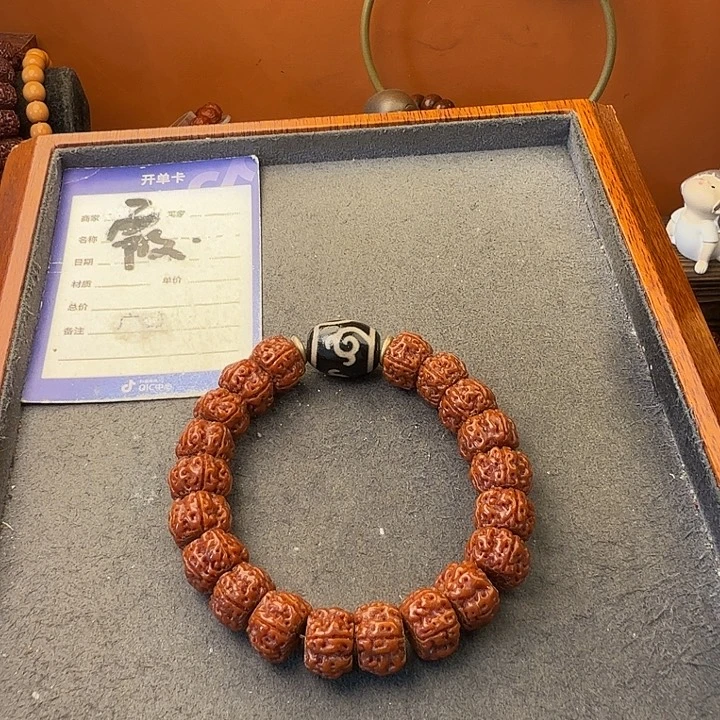 吊坠金刚菩提手串