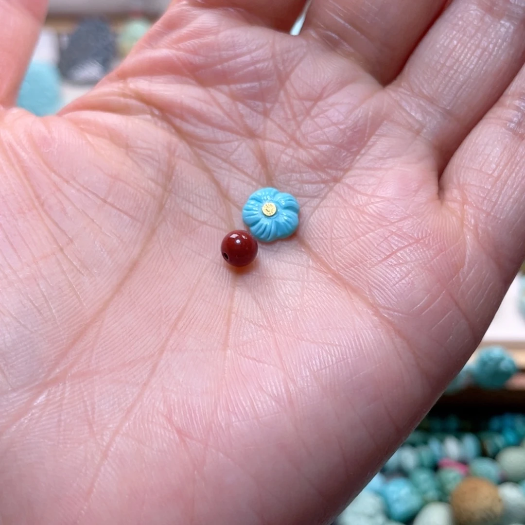 南红玛瑙配饰未镶嵌