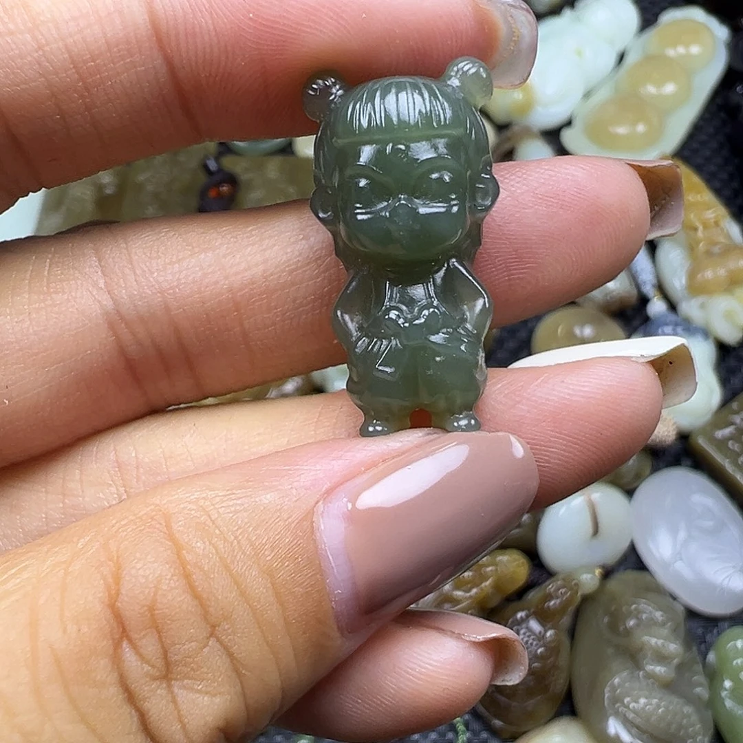 和田玉未镶嵌颈饰卡27.7