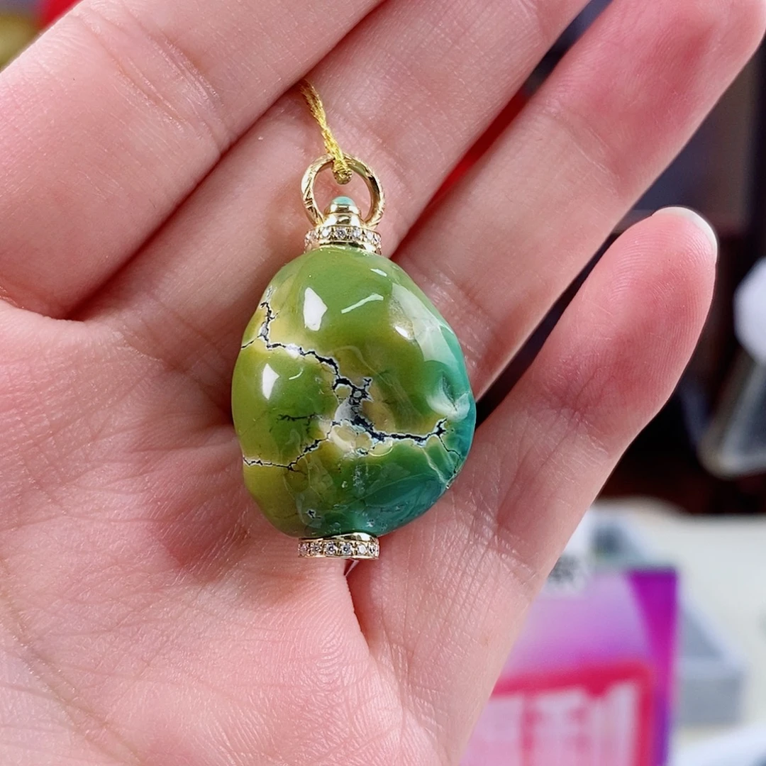 绿松石18K金镶嵌珠宝奇石