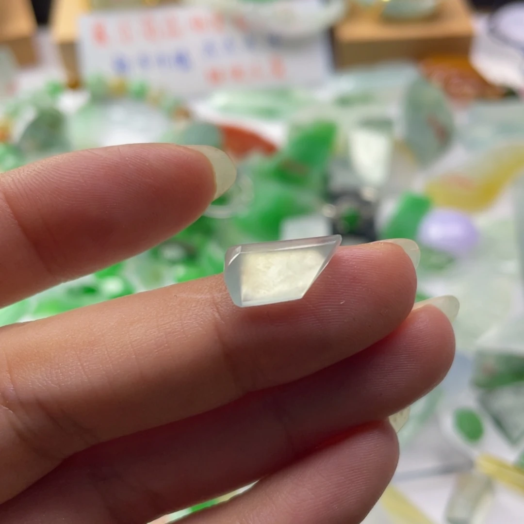定制翡翠未镶嵌天然缅甸翡翠