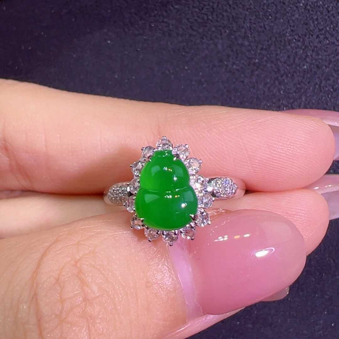 翡翠戒指18K金镶嵌葫芦