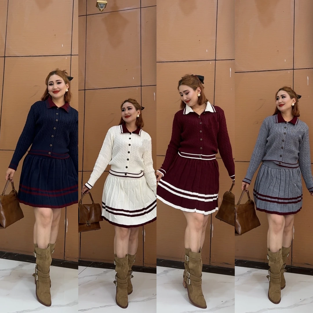 气质小马刺绣学院风秋冬polo领针织衫搭配百褶裙套装