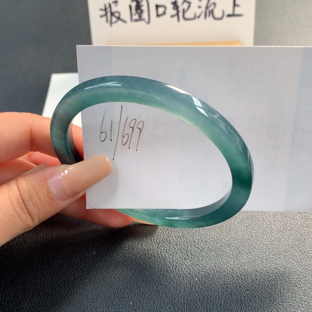 翡翠未镶嵌手镯天然翡翠