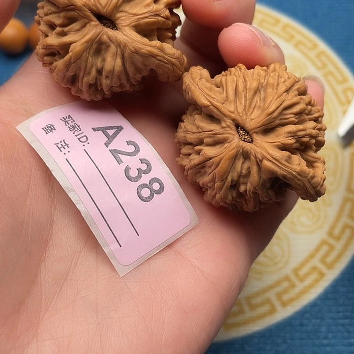 文玩核桃把件核桃