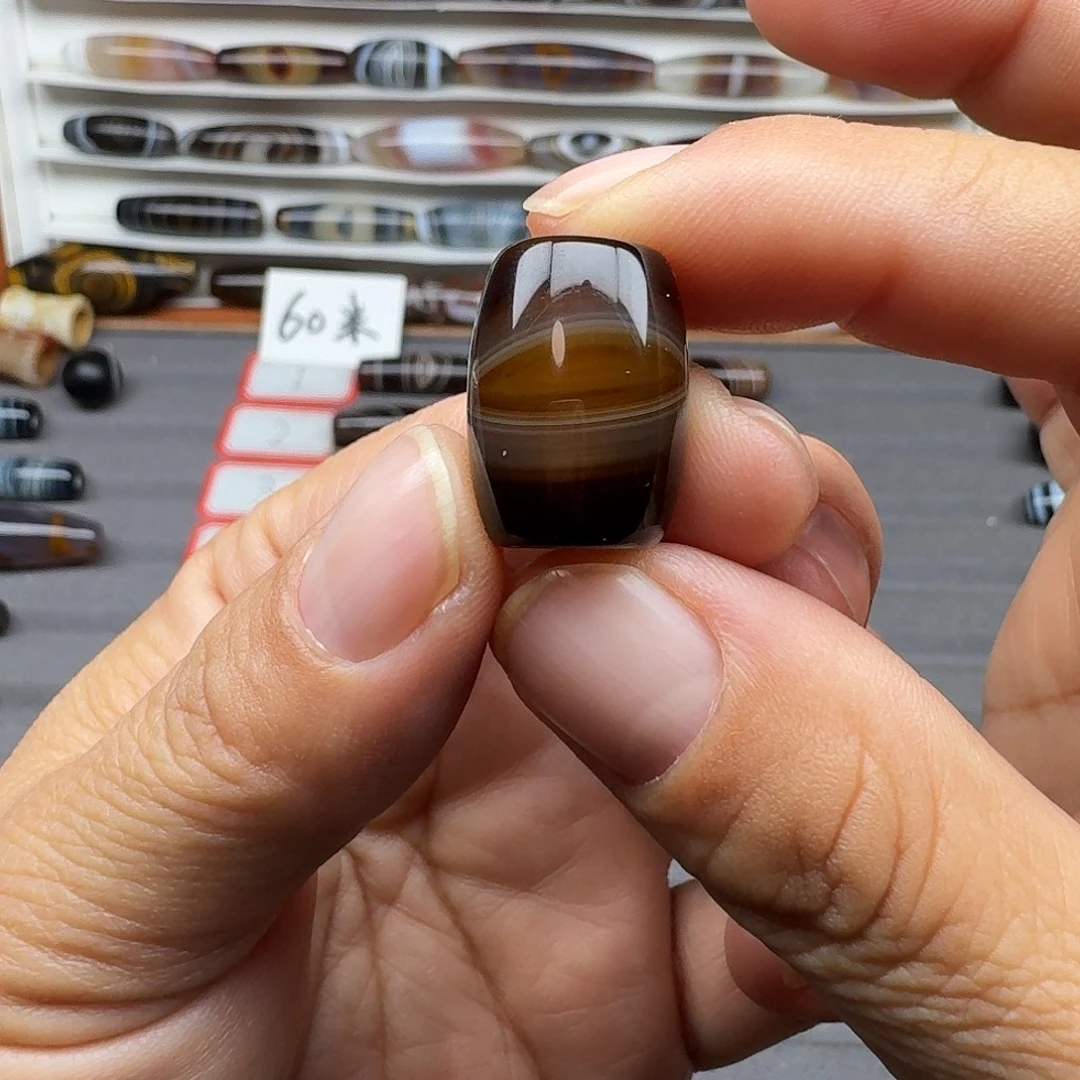很***仔玛瑙/玉髓合金珠宝半成品