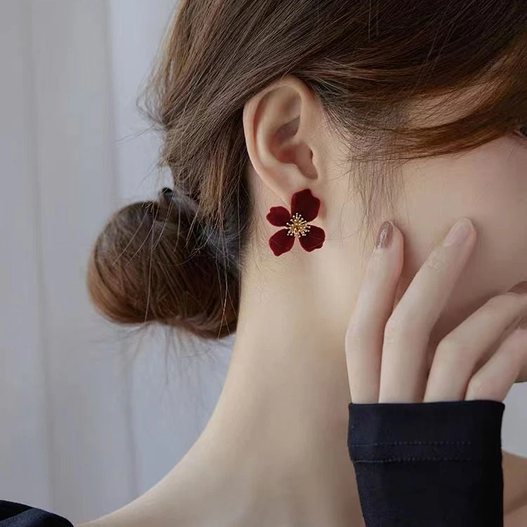 铜合金耳饰  【红色植绒四瓣花】时尚甜美高级清新百搭简约耳钉