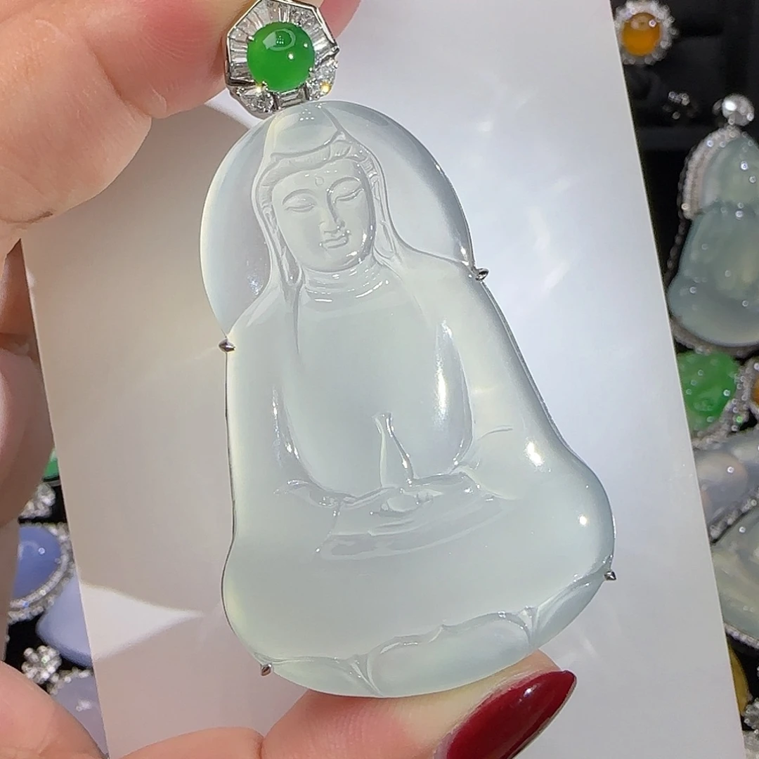 颈饰18K金镶嵌翡翠天然翡翠