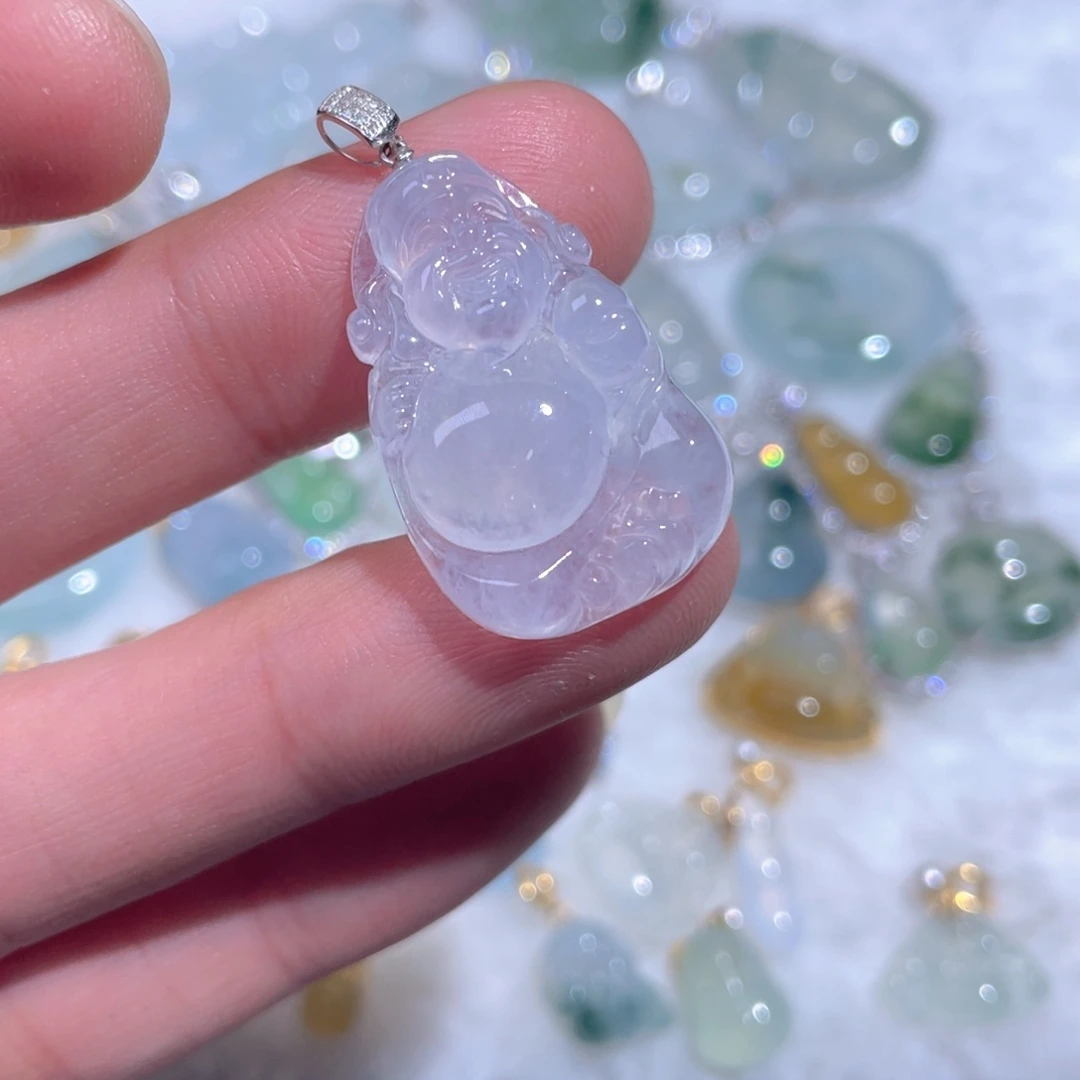 翡翠18K金镶嵌颈饰翡翠