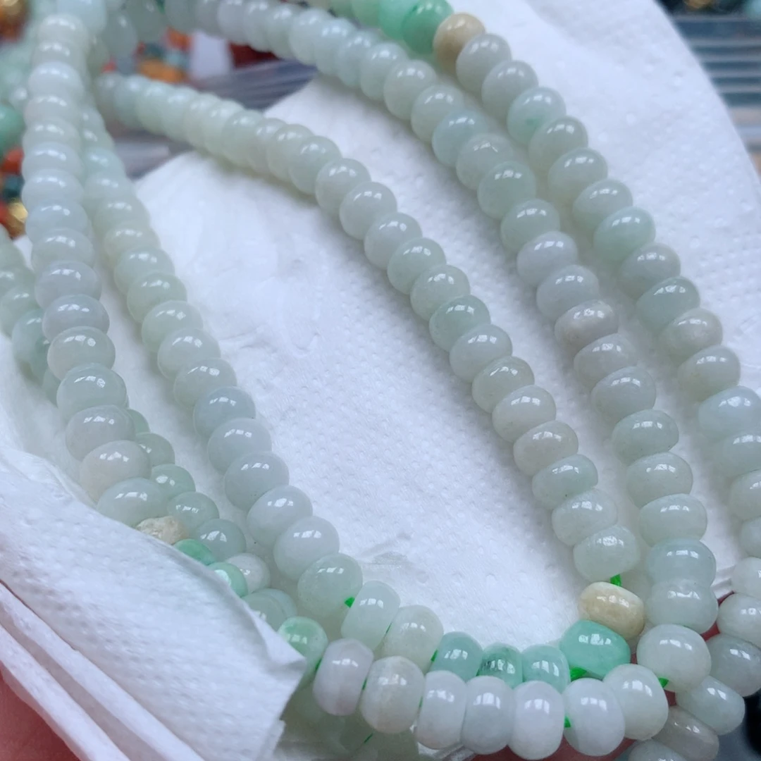 翡翠未镶嵌颈饰手串