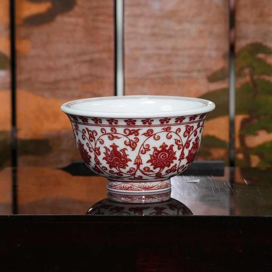 勤义堂 丨釉里红缠枝莲花心压手杯容量80cc