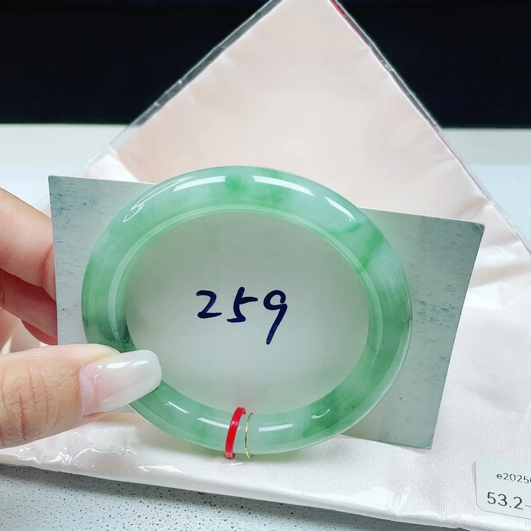 翡翠未镶嵌手镯 圆条53+