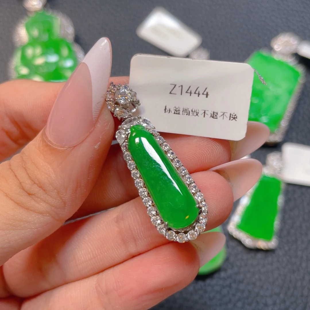 【闪购商品】翡翠银S925镶嵌颈饰乐**蜀翡翠