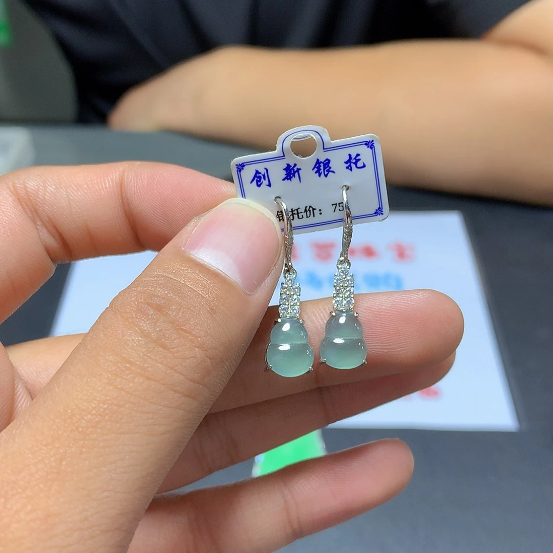 翡翠银S925镶嵌耳坠31号