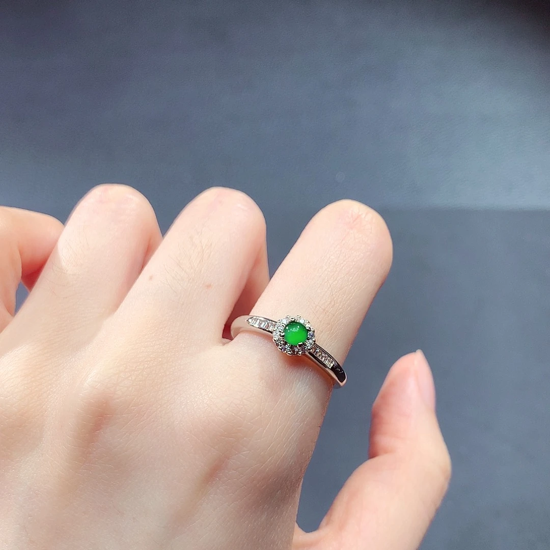 翡翠戒指未镶嵌翡翠