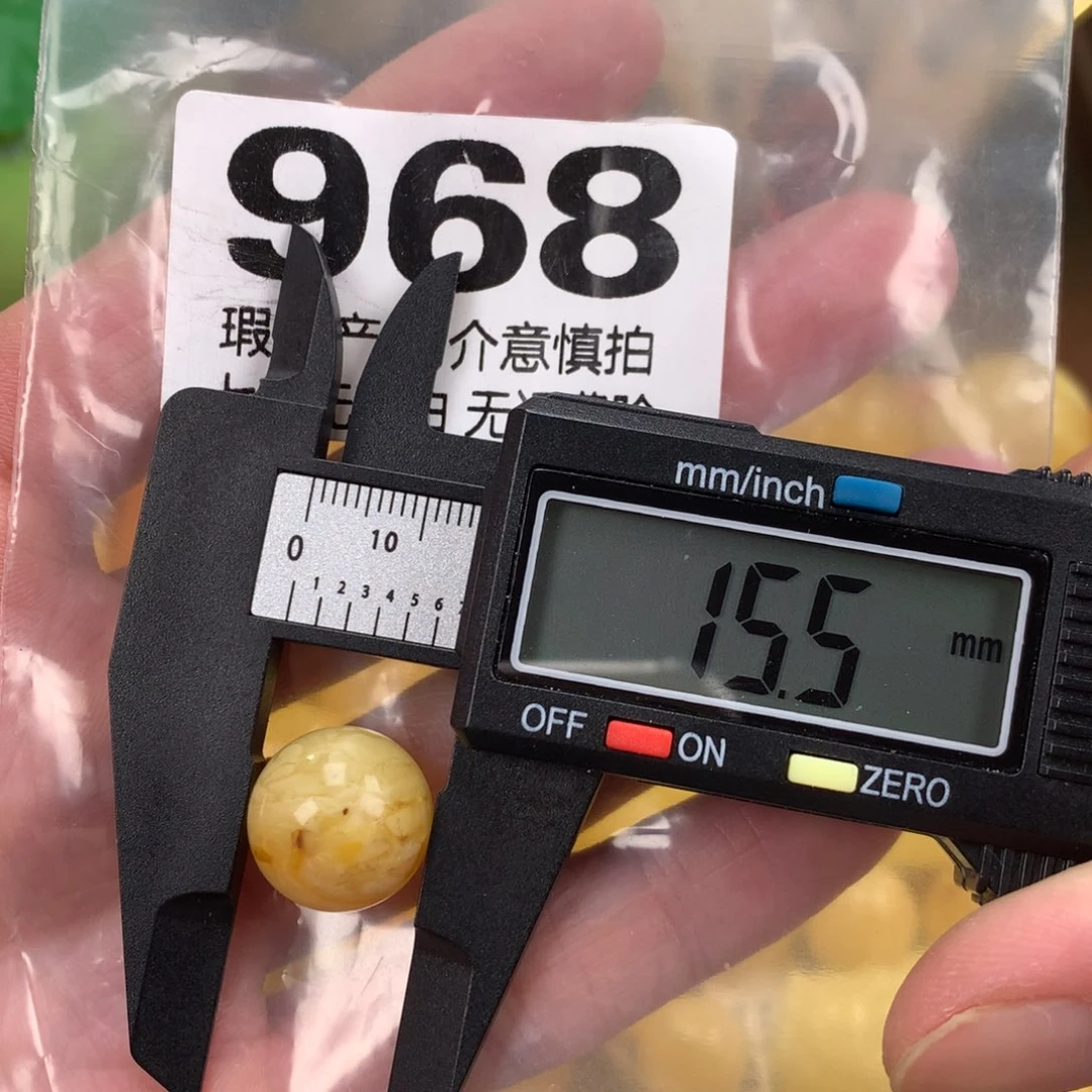 琥珀未镶嵌珠宝奇石裸石