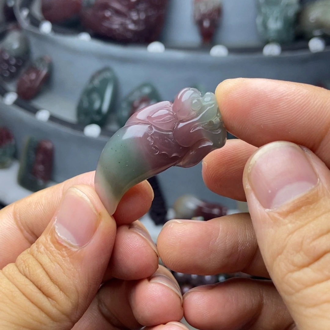 玛瑙/玉髓颈饰未镶嵌玉*坊