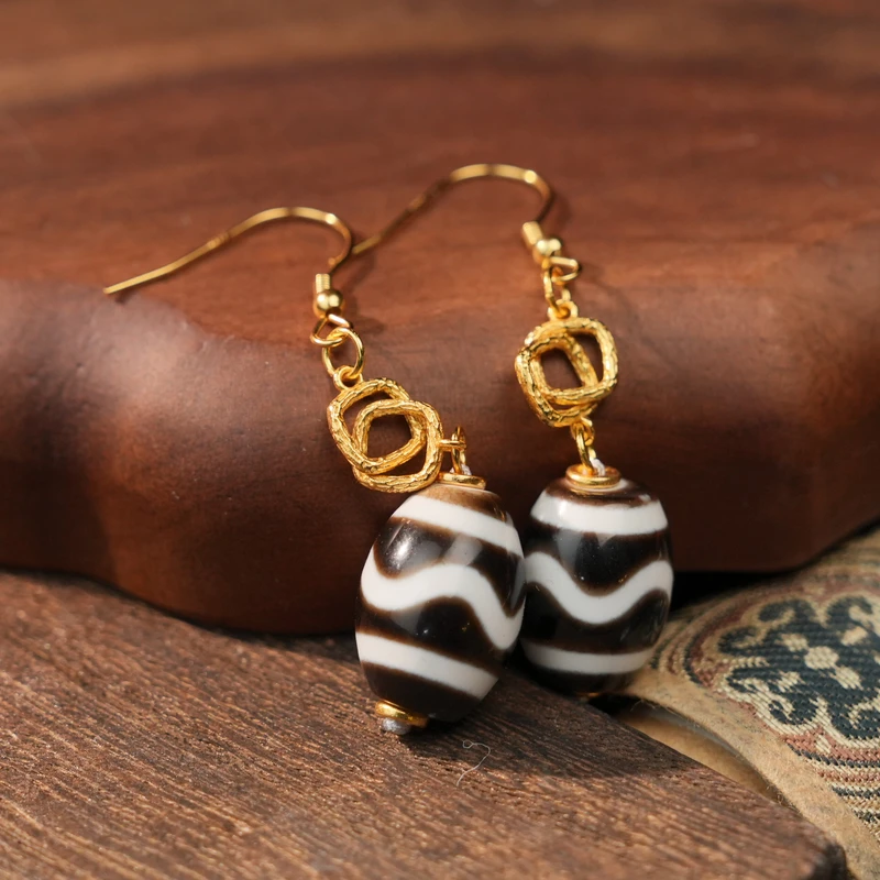 黑白水纹珠珠玛瑙耳环LNR020095