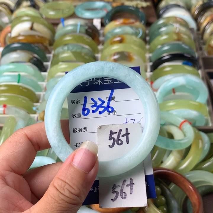 蛇纹石玉未镶嵌手镯6336
