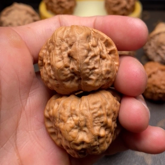 文玩核桃把件阳**阳蛤蟆