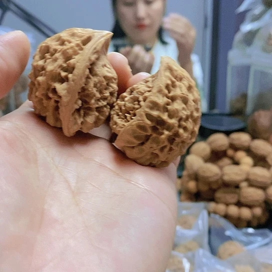 【闪购商品】把件文玩核桃41蛇头