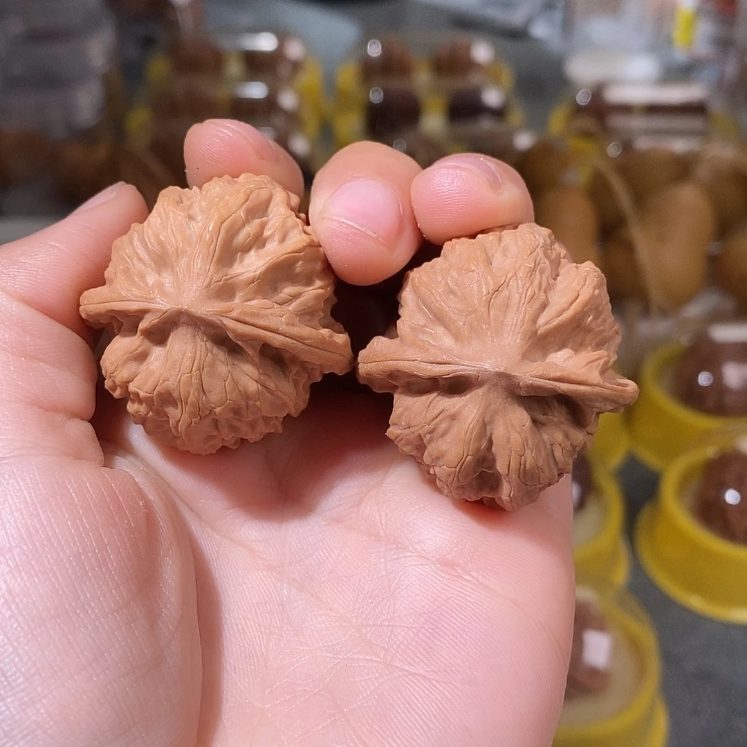 文玩核桃吊坠15号全品野狼37尺