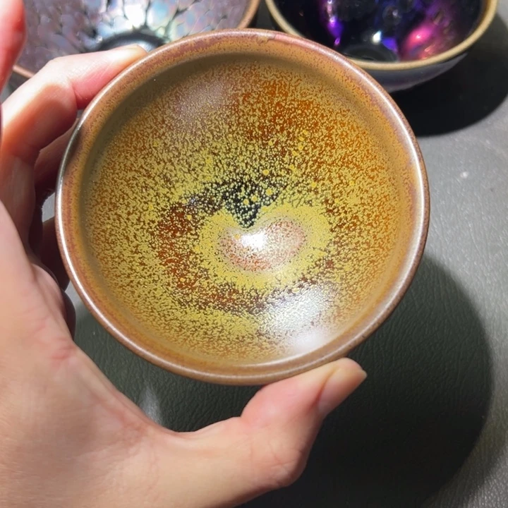 茶盏好吧那我们去找地方