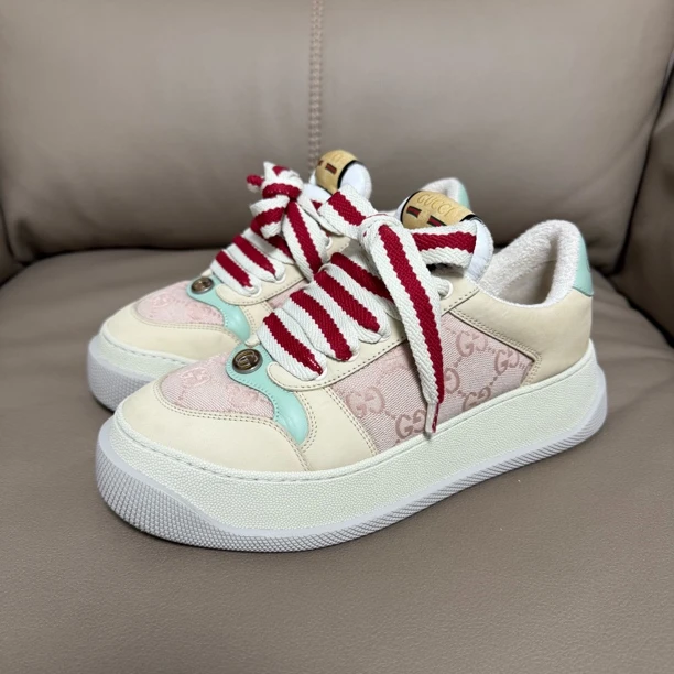 99新 GUCCI/古驰 38码/99新/gucci古驰/胖丁鞋/米粉色