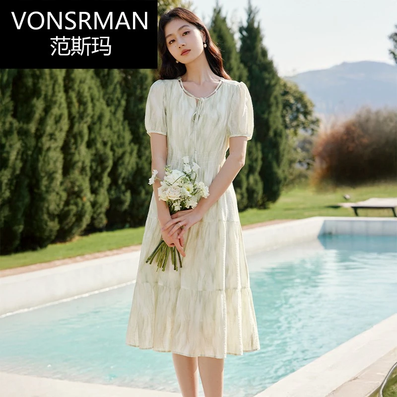 品牌泡泡袖绿色连衣裙女2025夏季新款收腰系带绝美小清新海边裙子