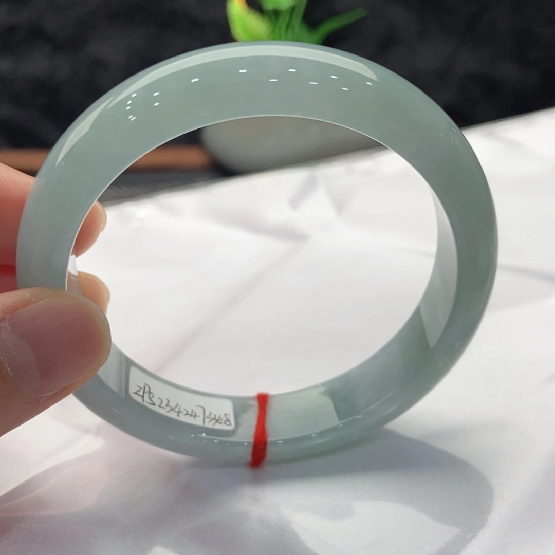 翡翠未镶嵌手镯56