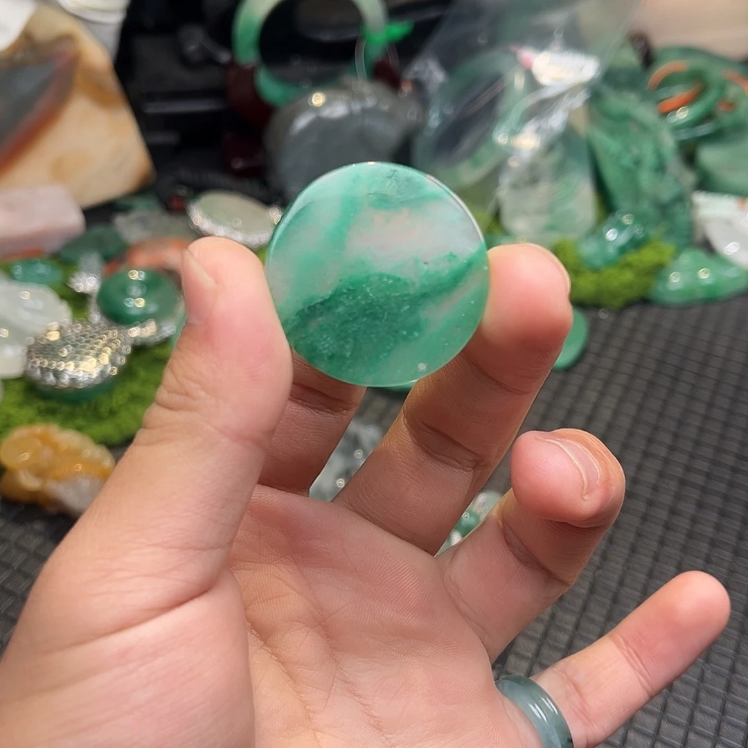 石英质玉（非洲翠）未镶嵌手链