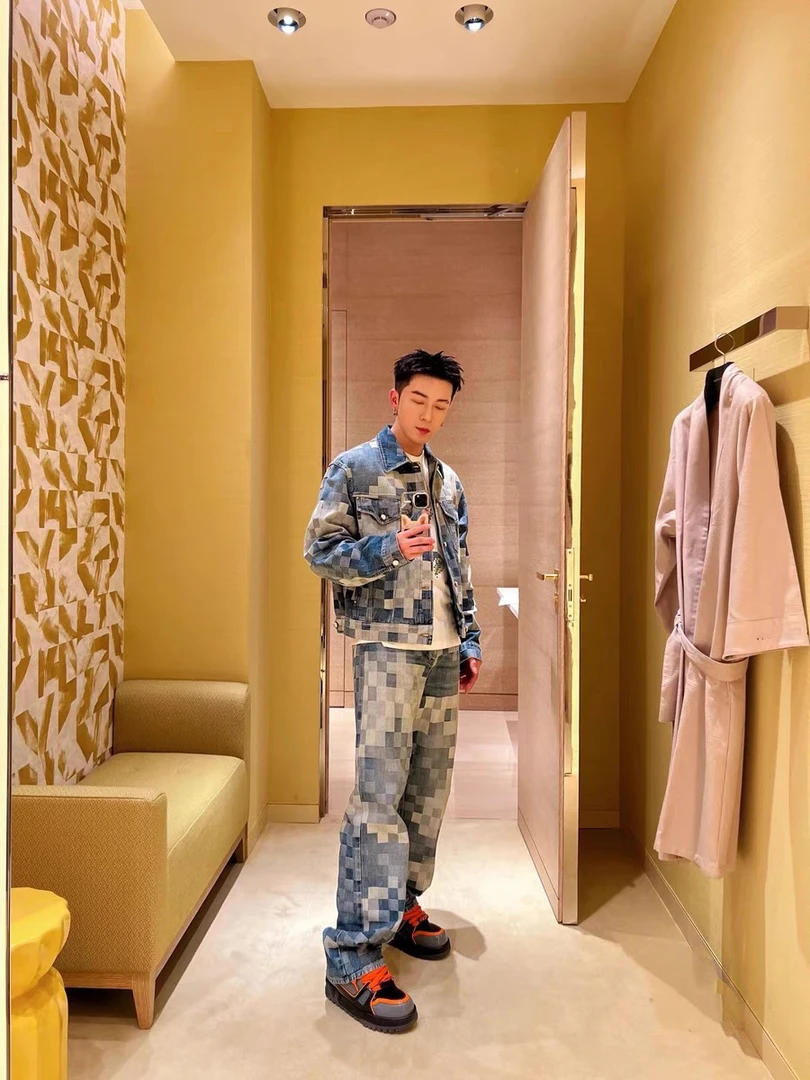 菲董马赛克牛仔外套
