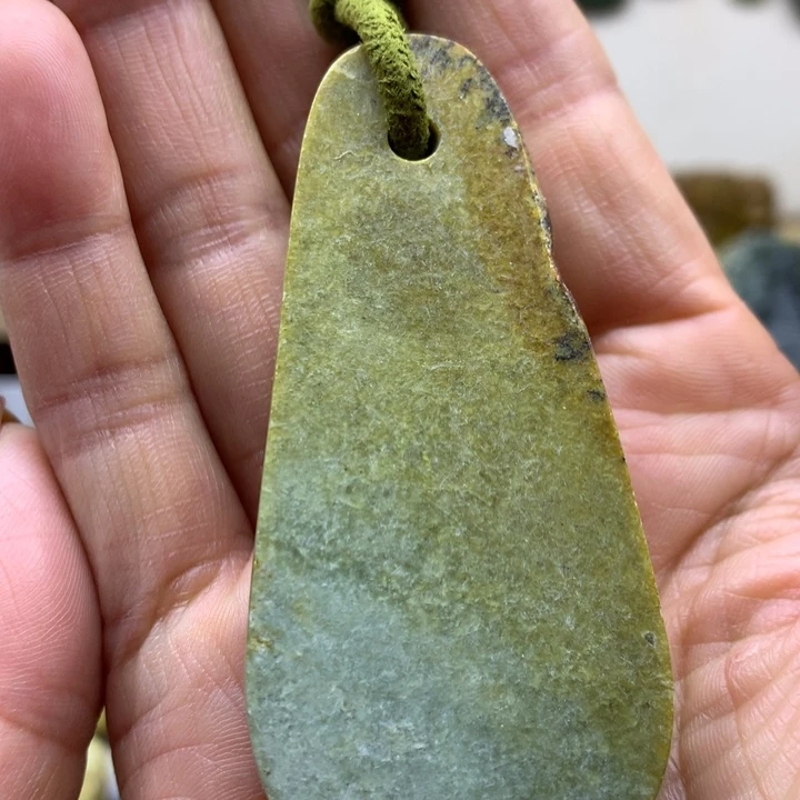 【闪购商品】岫岩河磨玉（透闪石质玉）未镶嵌挂件