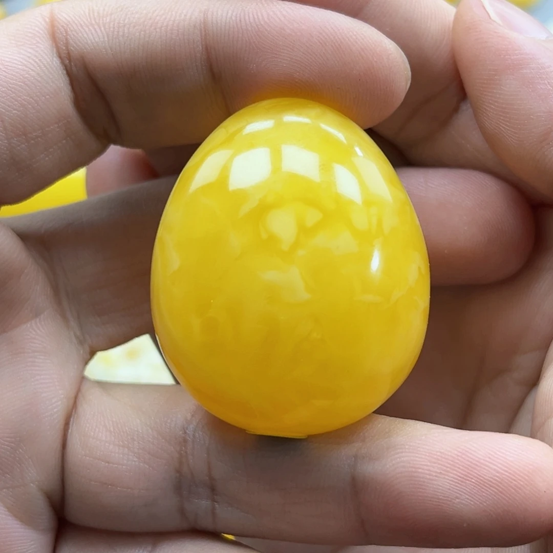蜜蜡未镶嵌珠宝奇石