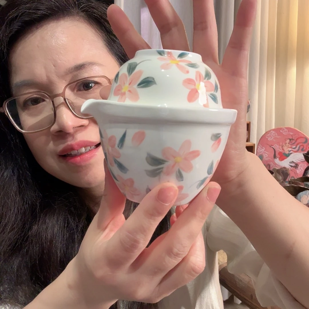 手工制作各种精美陶瓷