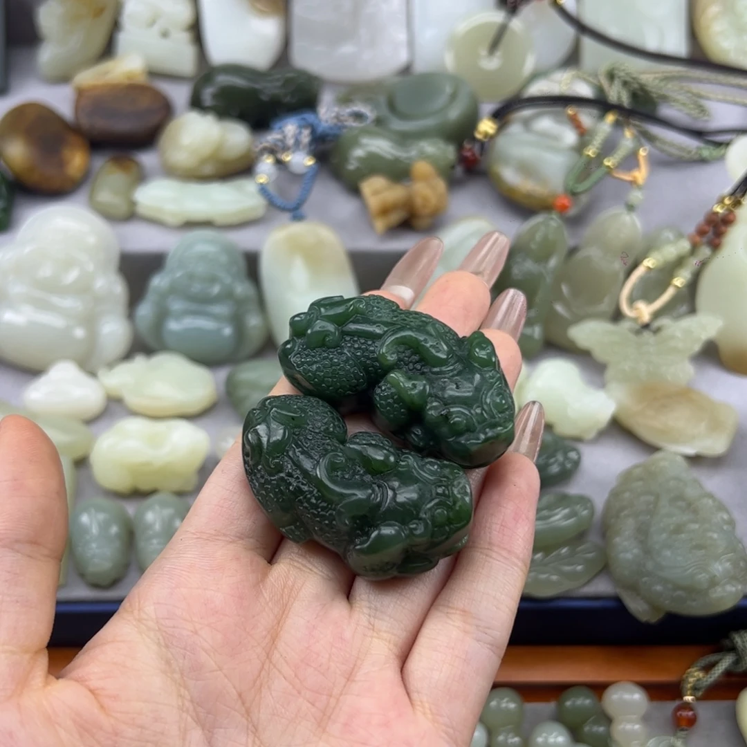 心***暖和田玉未镶嵌颈饰和田玉挂件默认有瑕