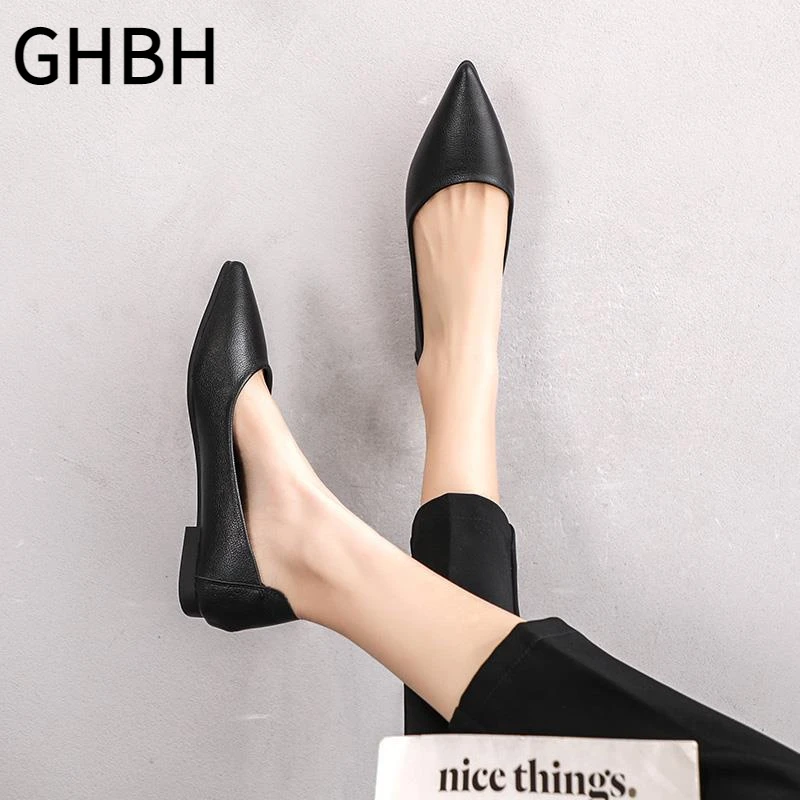 流行牛皮平底女工作鞋黑色软底尖头浅口职业鞋工鞋品质女鞋41-43