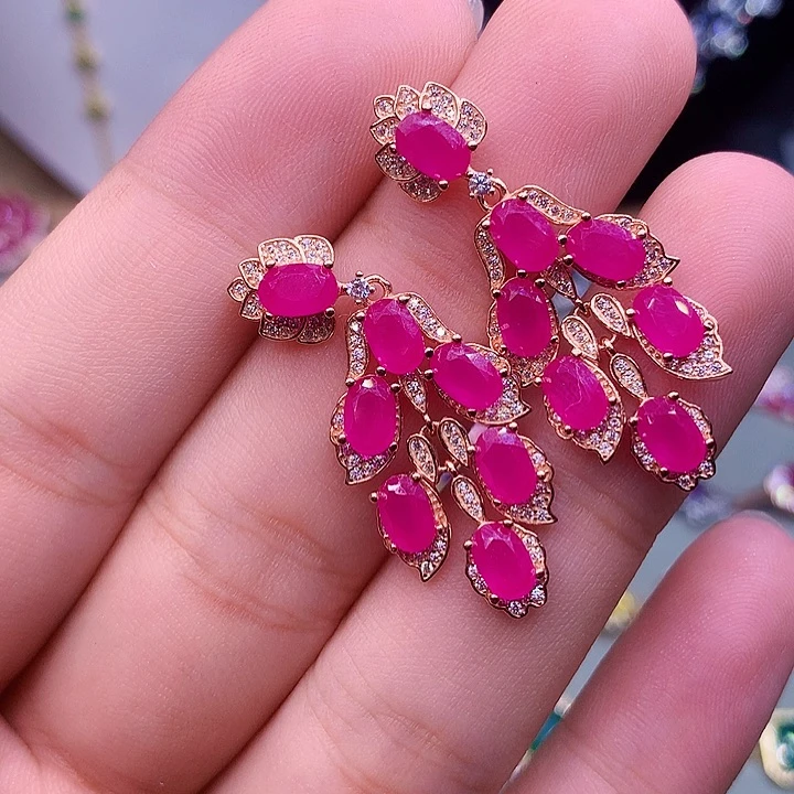 露***珠银S925镶嵌耳饰红宝石