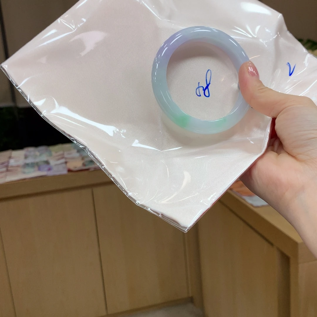 未镶嵌手镯翡翠不退不换