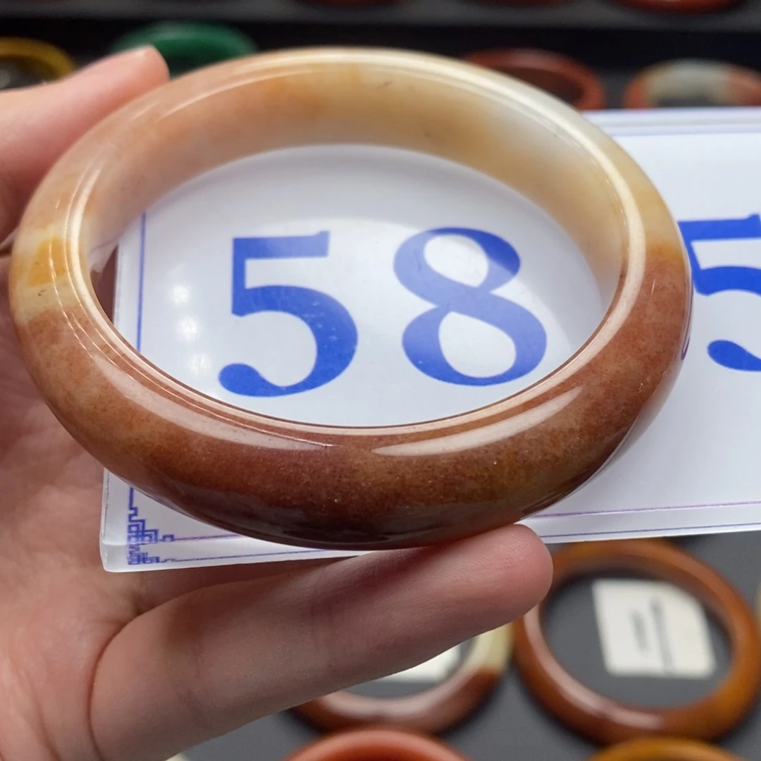 石英质玉（黄龙玉）手镯未镶嵌