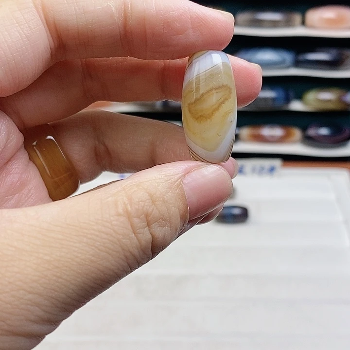 c****玛瑙/玉髓未镶嵌颈饰