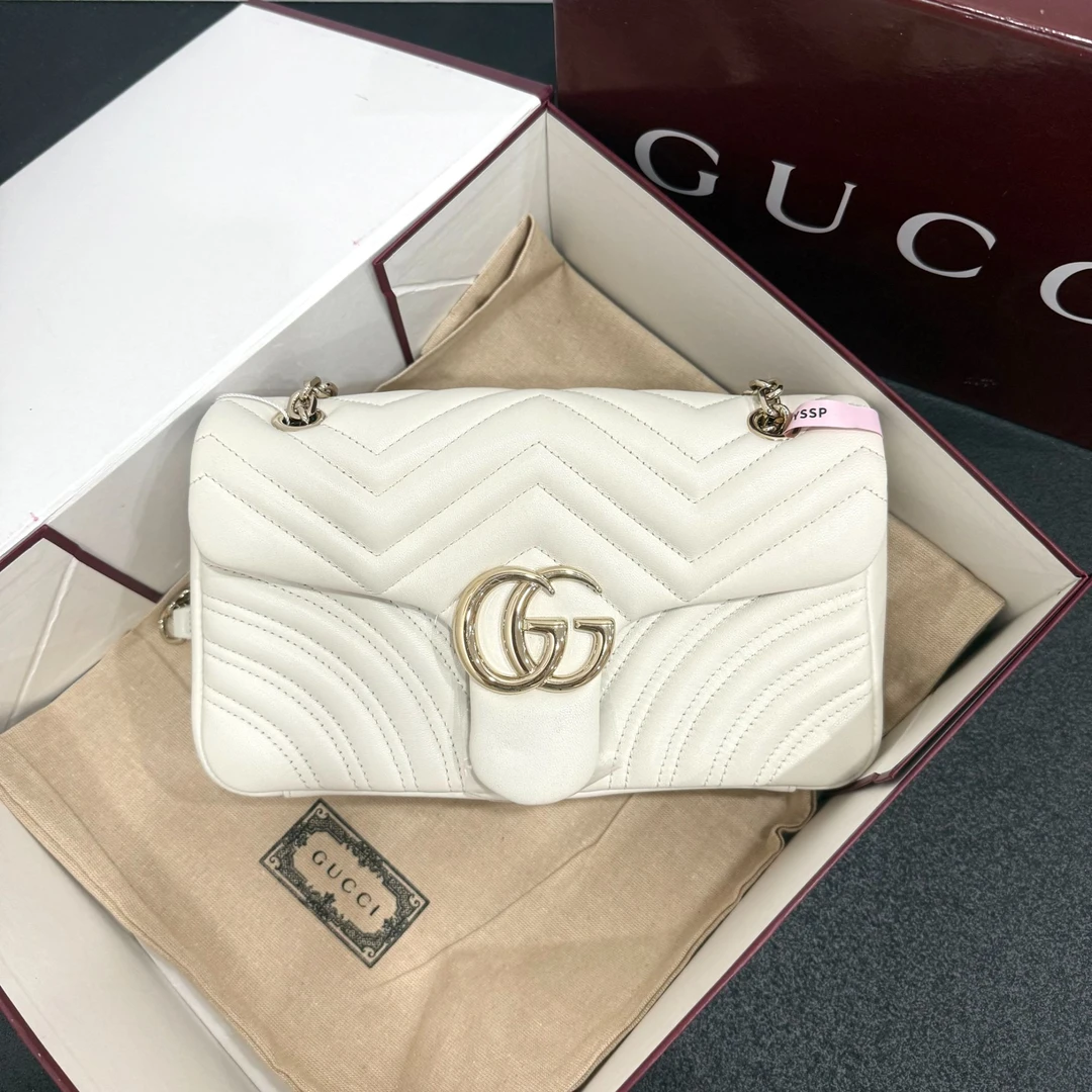 未使用 GUCCI/古驰 壹所奢品GUCCI 马蒙22 白金 白内 羊皮款 闲置