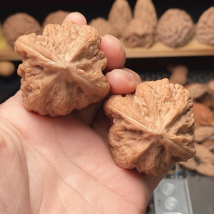 3***9文玩核桃寿山石42边全品