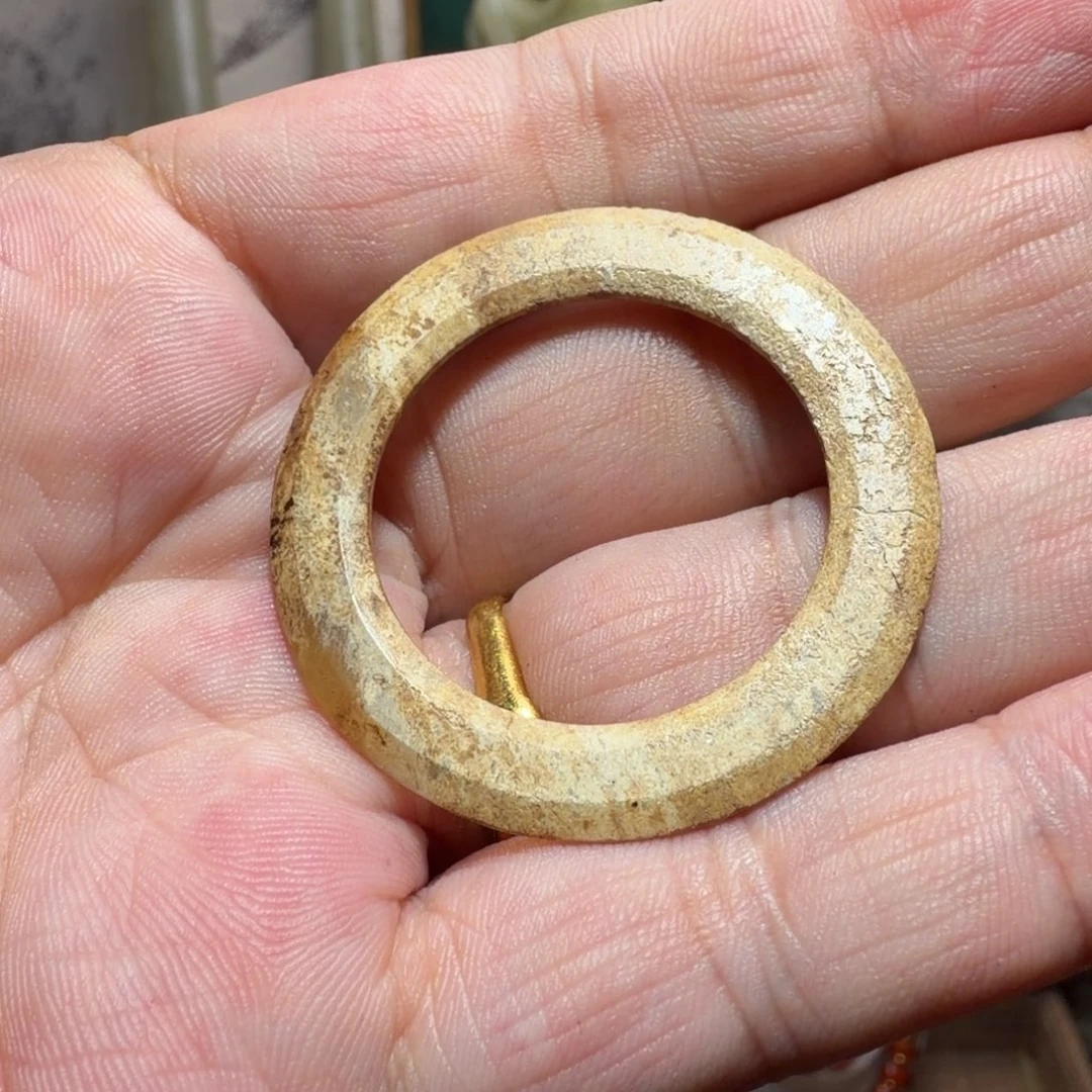 智***肥和田玉未镶嵌挂件