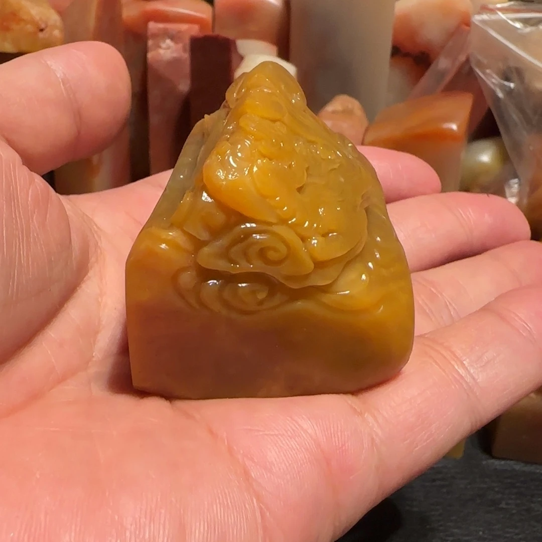 老挝石J****n田黄原石，